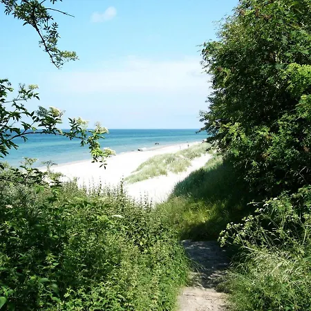 Huehnerhaus By Interhome * Nonnevitz